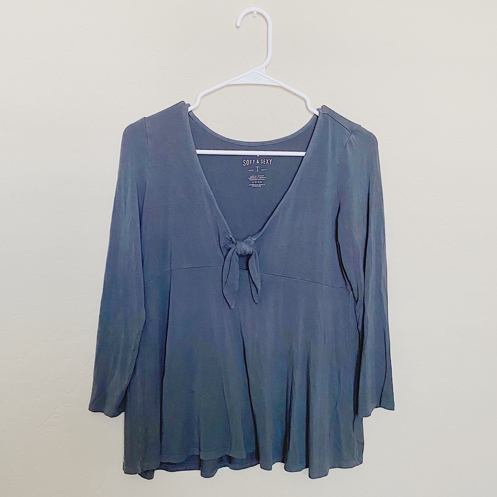 American Eagle Soft and Sexy Gray Top